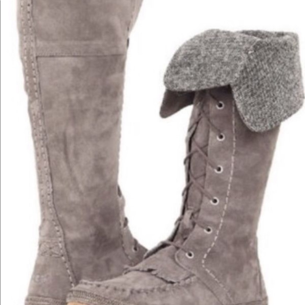 Boots Australia autentic size 8 new no box